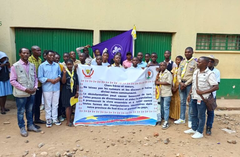 Bukavu : à Burhiba, CCF sensibilise les jeunes scouts contre les discours de haine